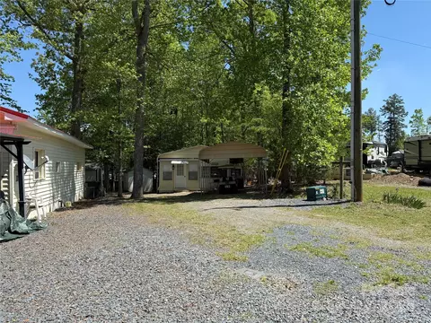 104 Powder Horn C92 Trl #C92, Mount Gilead, NC 27306