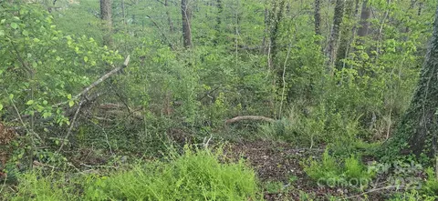 000 High Nw Cir NW, Lenoir, NC 28645