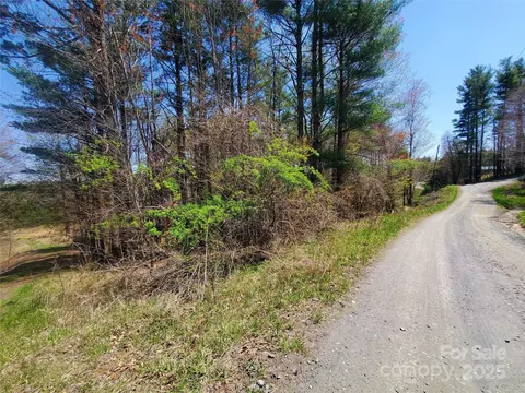 25 Monticello Drive #25, West Jefferson, NC 28694