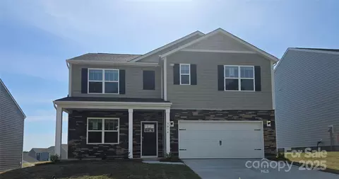 3014 Sassafras Trl, Gastonia, NC 28056