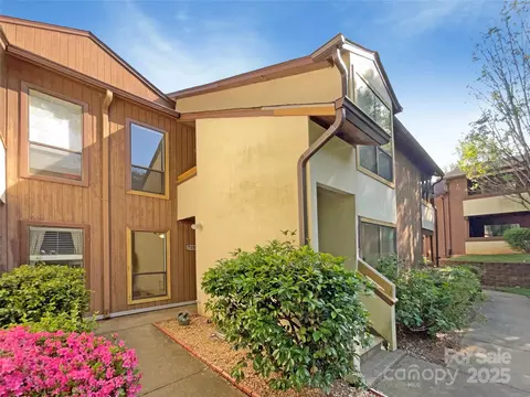 7116 Winery Ln, Charlotte, NC 28227
