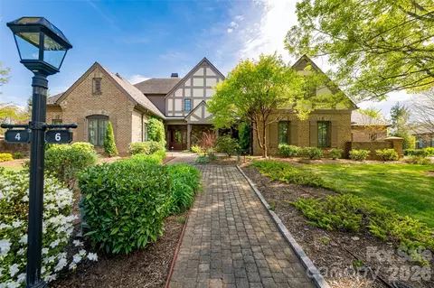 6 Golfside Ct, Arden, NC 28704