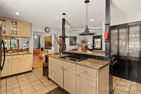 Kitchen - 1848 Howards Creek Rd, Boone, NC 28607 photo 3 of 4