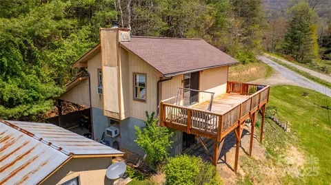 21 Barkers Ln, Clyde, NC 28721 photo 6
