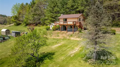 21 Barkers Ln, Clyde, NC 28721 photo 15