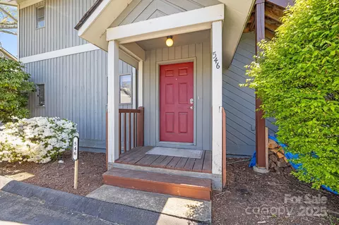 546 Windswept Dr, Asheville, NC 28801