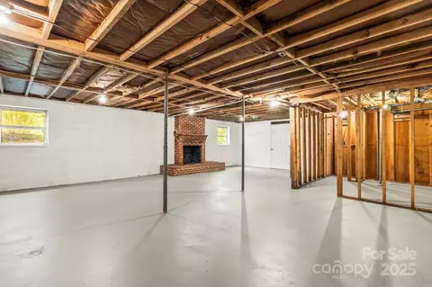 4110 Charles Raper Jonas Hwy, Alexis, NC 28006