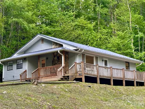 5381 State Hwy 197 S 3 Hwy #3, Burnsville, NC 28714
