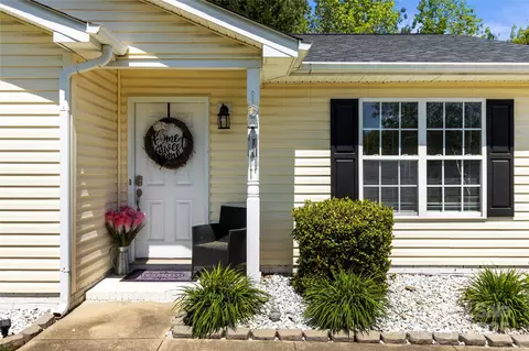 119 Sweet Martha Dr, Mooresville, NC 28115