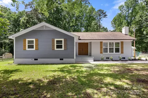 7141 Pitchfork Ln, Mint Hill, NC 28227