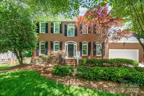 511 Pembroke Ln, Waxhaw, NC 28173