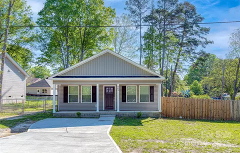 402 Digh St, Gastonia, NC 28052