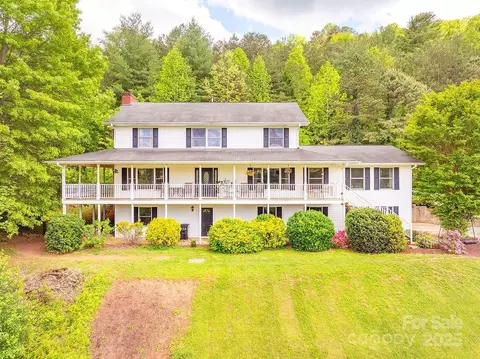 908 Newfound Rd, Leicester, NC 28748