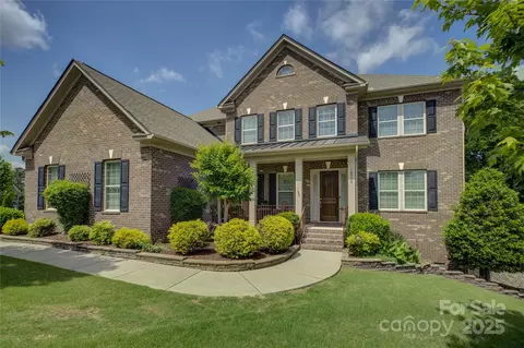 16519 Flintrock Falls Ln, Charlotte, NC 28278