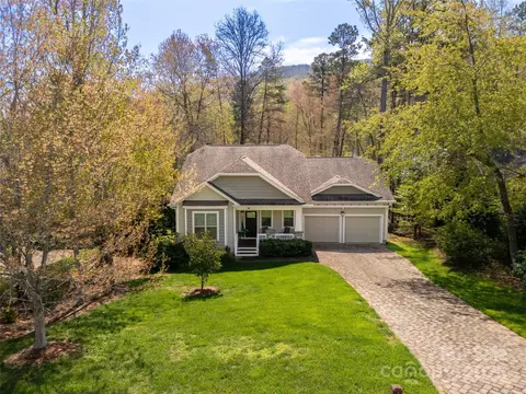 314 Fennel Dun Cir, Biltmore Lake, NC 28715
