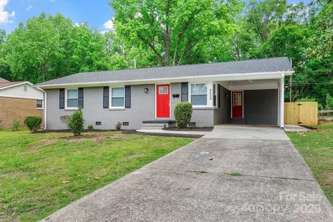 4009 Dunwoody Dr, Charlotte, NC 28215