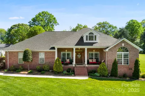 3003 Eaker Dr, Cherryville, NC 28021