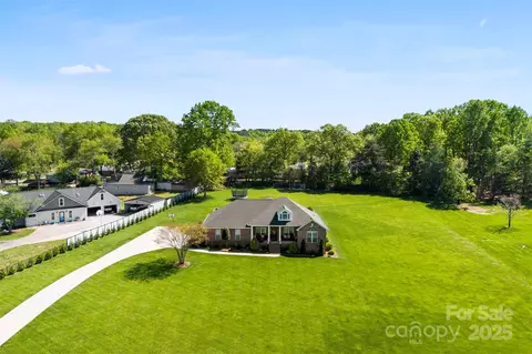 3003 Eaker Dr, Cherryville, NC 28021 photo 3