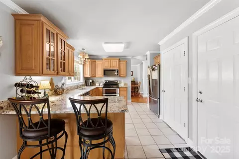 3003 Eaker Dr, Cherryville, NC 28021 photo 10