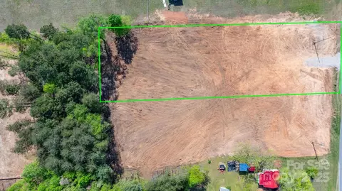 2476 E Maiden Rd, Maiden, NC 28650 photo 4