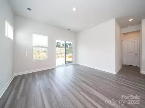 Living - 1441 31st Ne St NE, Conover, NC 28613 photo 2 of 2