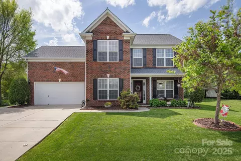 1002 Banaba Dr, Indian Trail, NC 28079