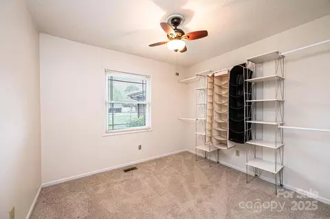 1025 Hefner Nw Dr NW, Conover, NC 28613 photo 35
