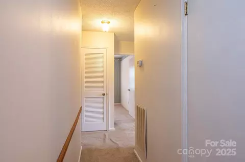 1025 Hefner Nw Dr NW, Conover, NC 28613 photo 28