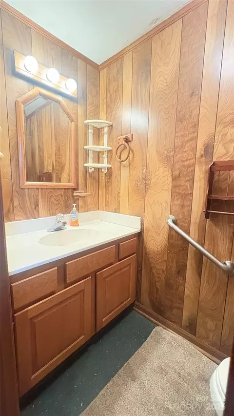 1025 Hefner Nw Dr NW, Conover, NC 28613 photo 26