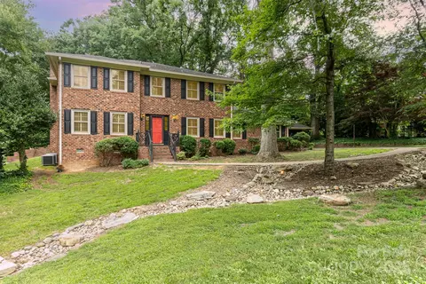 1000 Rudd Rd, Gastonia, NC 28054