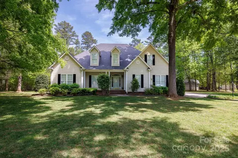777 Sanside Dr, York, SC 29745