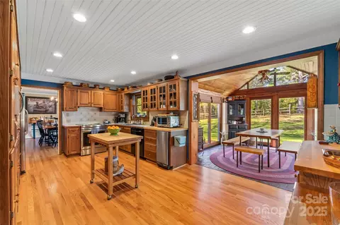 Kitchen - 136 Nc 126 Hwy, Morganton, NC 28655 photo 1 of 4