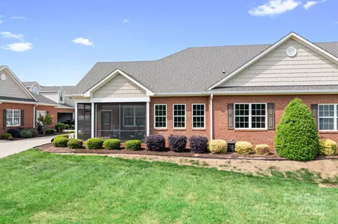 Exterior - 2334 Sylvia Ct, Denver, NC 28037 photo 2 of 7