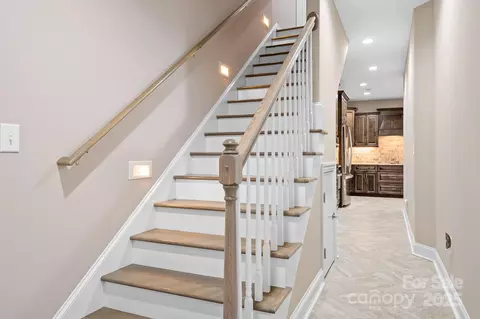 Entry Way - 2334 Sylvia Ct, Denver, NC 28037 photo 2 of 2