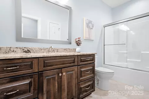 Bath - 2334 Sylvia Ct, Denver, NC 28037 photo 2 of 3