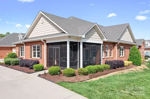 2334 Sylvia Ct, Denver, NC 28037