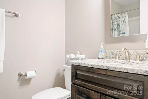 Bath - 2334 Sylvia Ct, Denver, NC 28037 photo 3 of 3