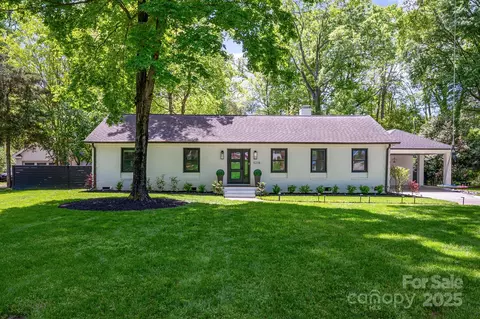5218 Addison Dr, Charlotte, NC 28211