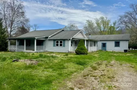 34 Camp Branch Rd, Waynesville, NC 28786