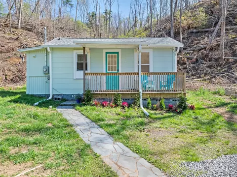 Baird Cove Road, Asheville, NC 28804