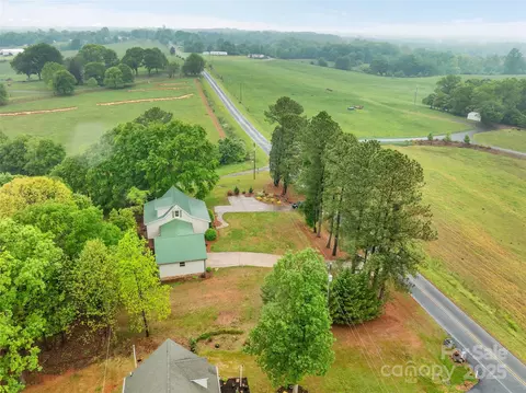 450 Lemmons 4 Rd #4, Mooresboro, NC 28114