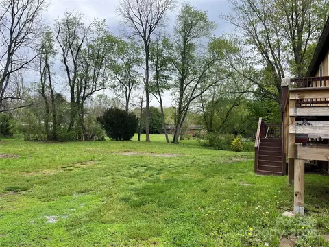 265 Thickety Rd, Clyde, NC 28721 photo 2