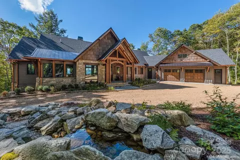 Exterior - 61 Back Bone 203 Way #203, Sylva, NC 28779 photo 2 of 6