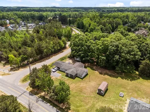 14536 E Rocky River Rd, Davidson, NC 28036 photo 2