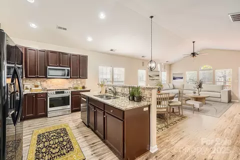 3939 Archer Notch Ln, Huntersville, NC 28078