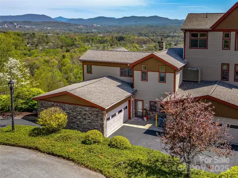 4 Chimny Crst Dr #E, Asheville, NC 28806