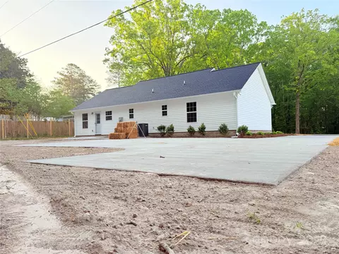Exterior - 288 Tram Rd, Lancaster, SC 29720 photo 6 of 6