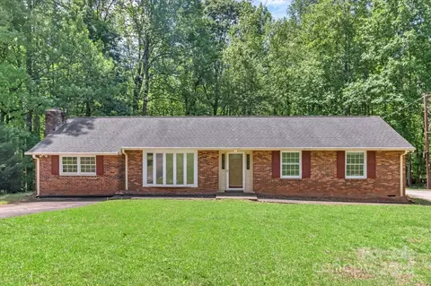 182 Freedom Mill Rd, Gastonia, NC 28052