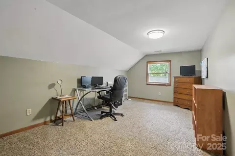 103 E Timberland Dr, Grover, NC 28073 photo 34