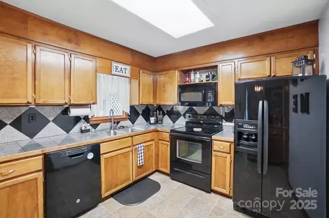 103 E Timberland Dr, Grover, NC 28073 photo 18